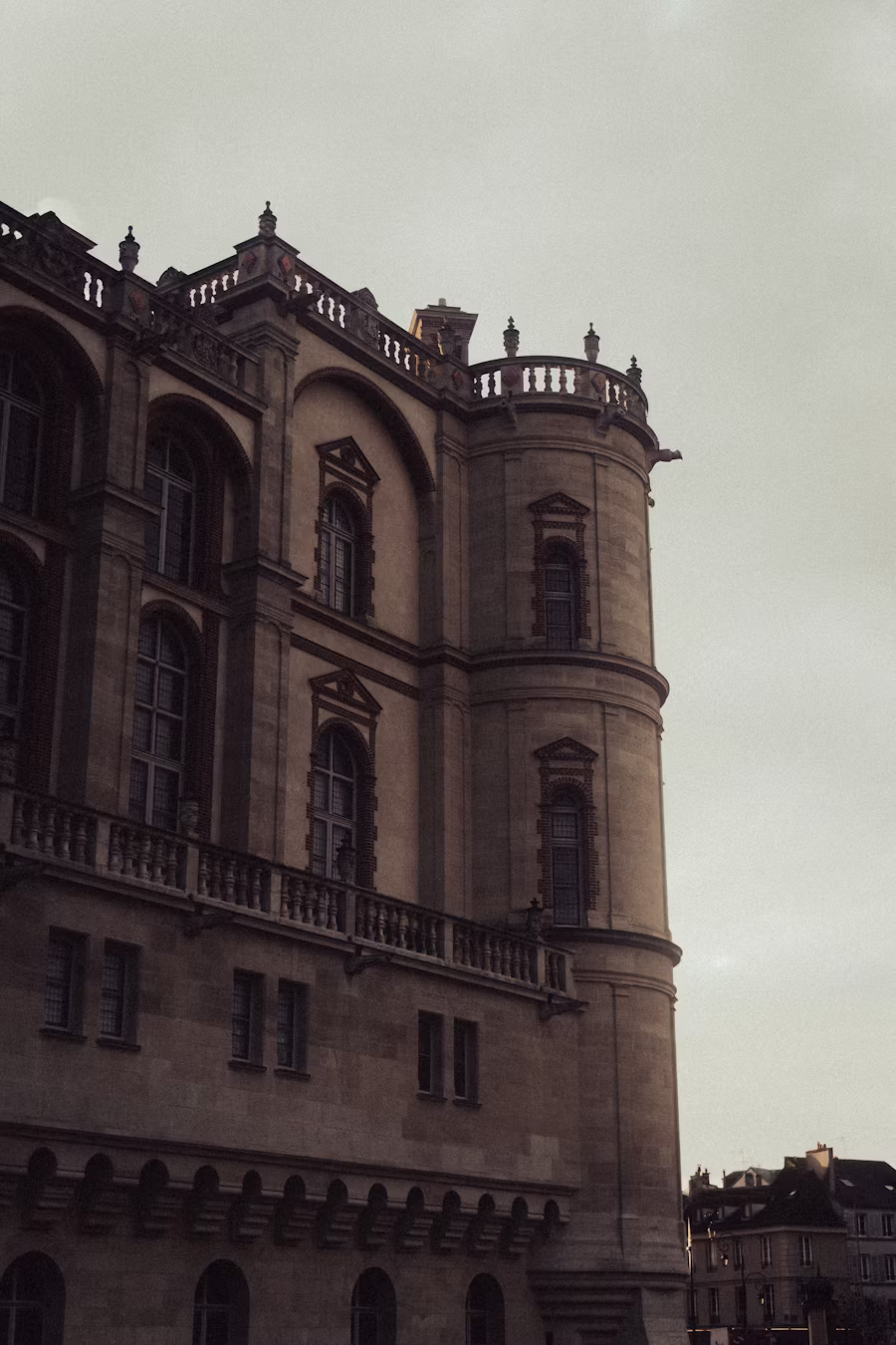 Château ancien restauré par l'Atelier Roussel
