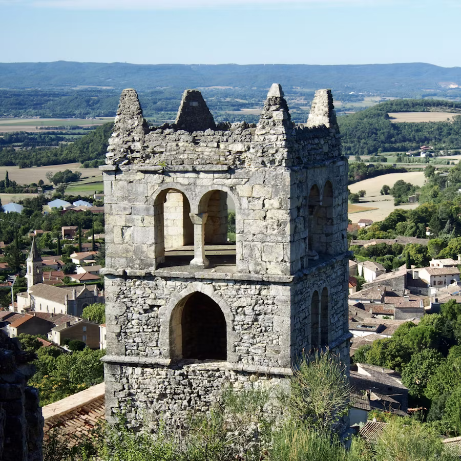 Reprise des fondations sur un pignon ancien, étais en bois